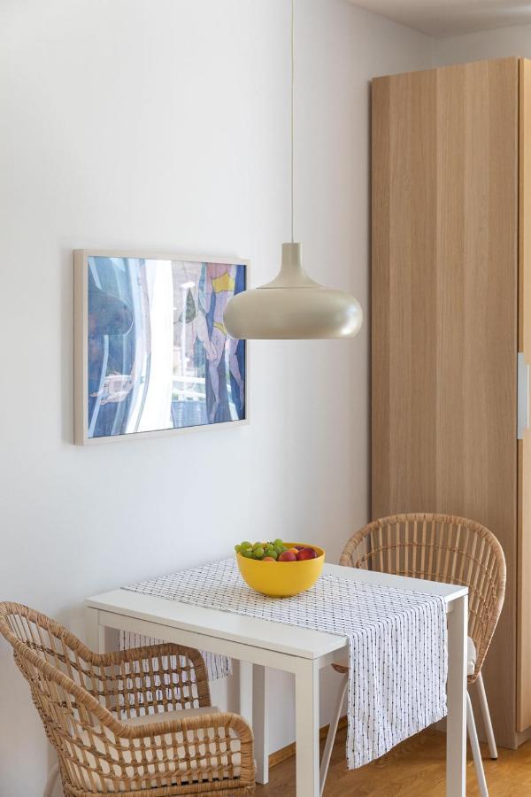 Apartments Silvija Mokosica Bagian luar foto
