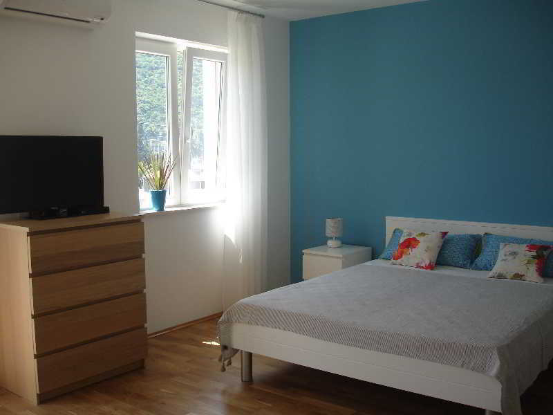 Apartments Silvija Mokosica Bagian luar foto
